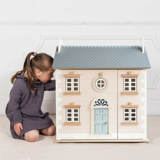 Bay Tree Wooden Dollhouse