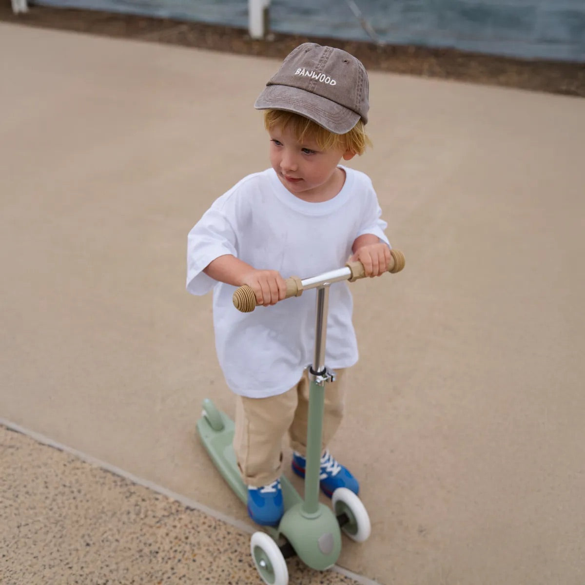 Banwood Eco Scooter - Olive