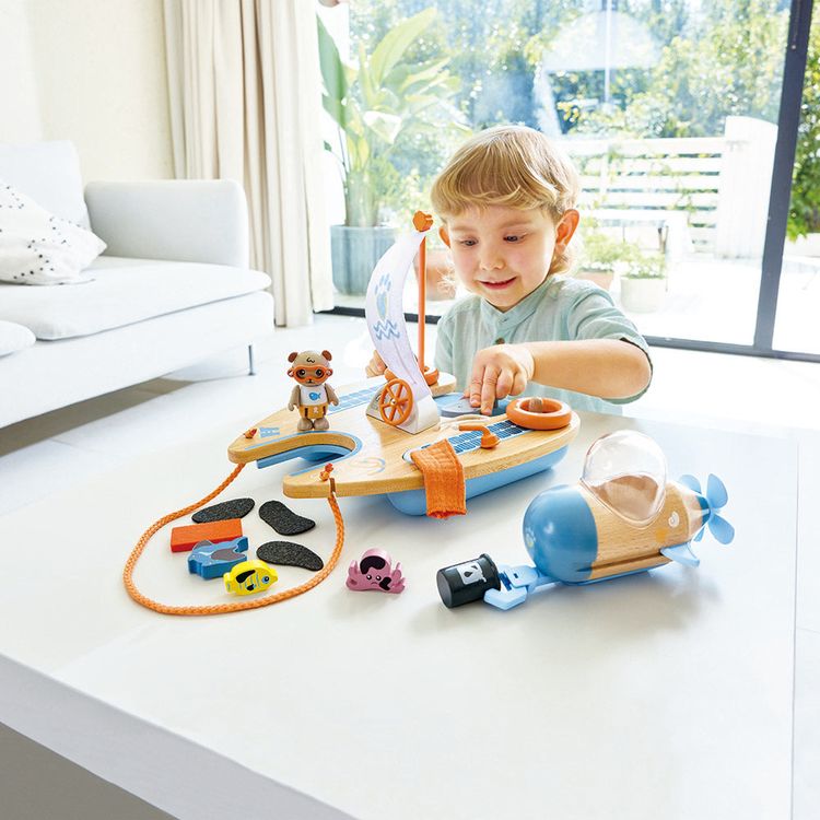Ben's Eco Catamaran Playset