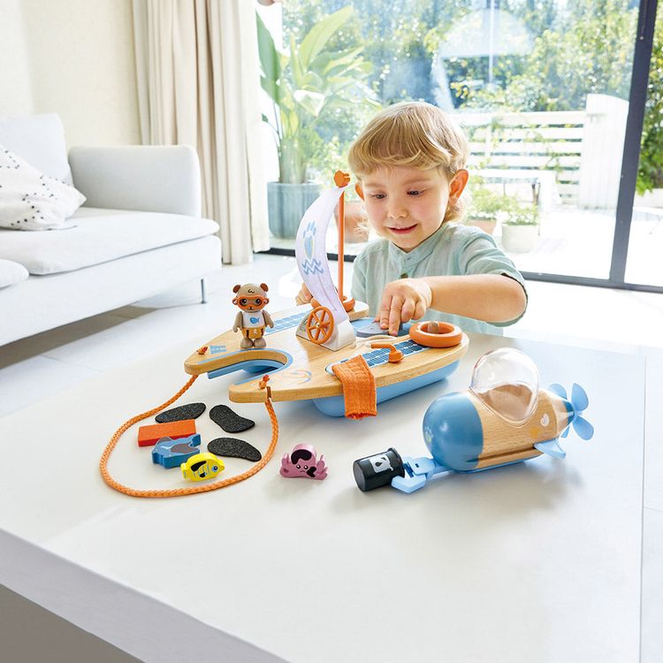 Ben's Eco Catamaran Playset