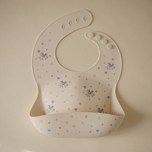 Bluey x Mushie Silicone Baby Bib