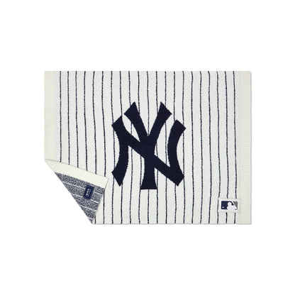 CozyChic New York Yankees Stroller Blanket - 30"x40"