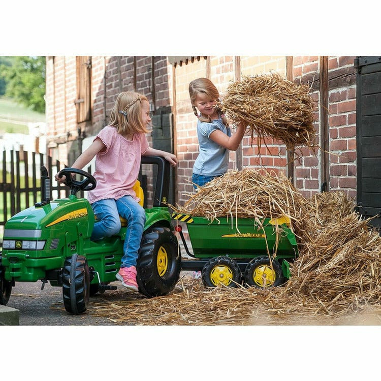 John Deere Water Tanker