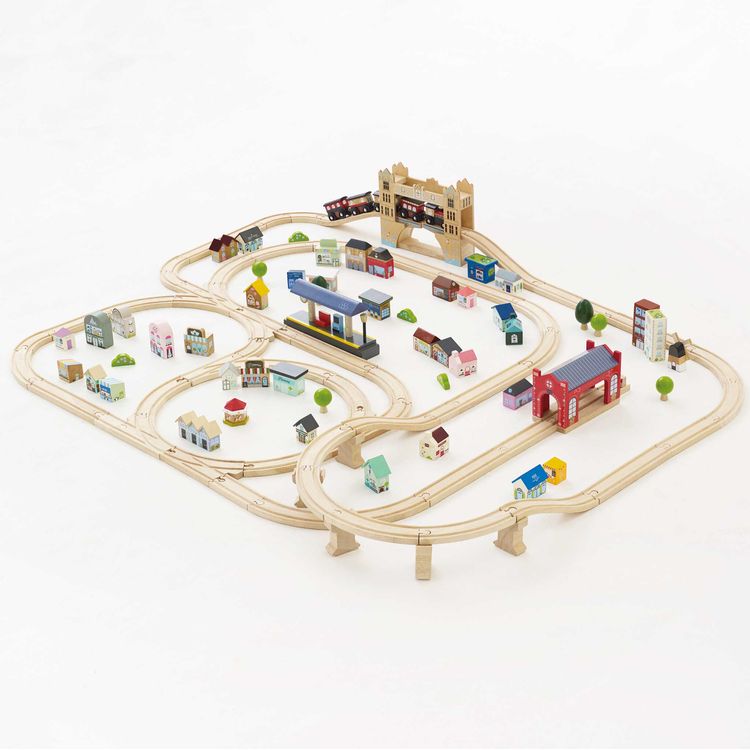 London Wood Train Set – 120 Pieces