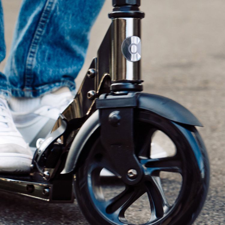 Micro Classic Scooter - Black Neochrome