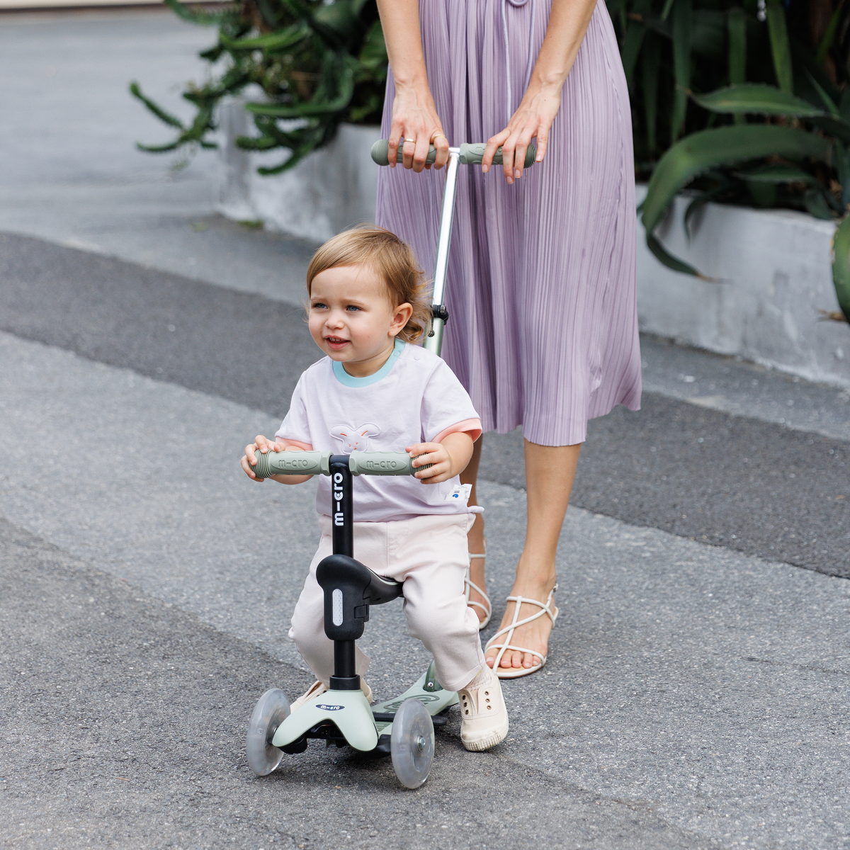 Mini Deluxe Rock & Go LED Scooter - Olive Sage