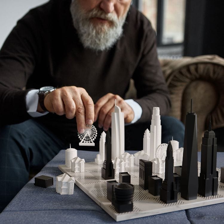 New York Versus Los Angeles Acrylic Chess Set with Black and White Wood Hatch Board