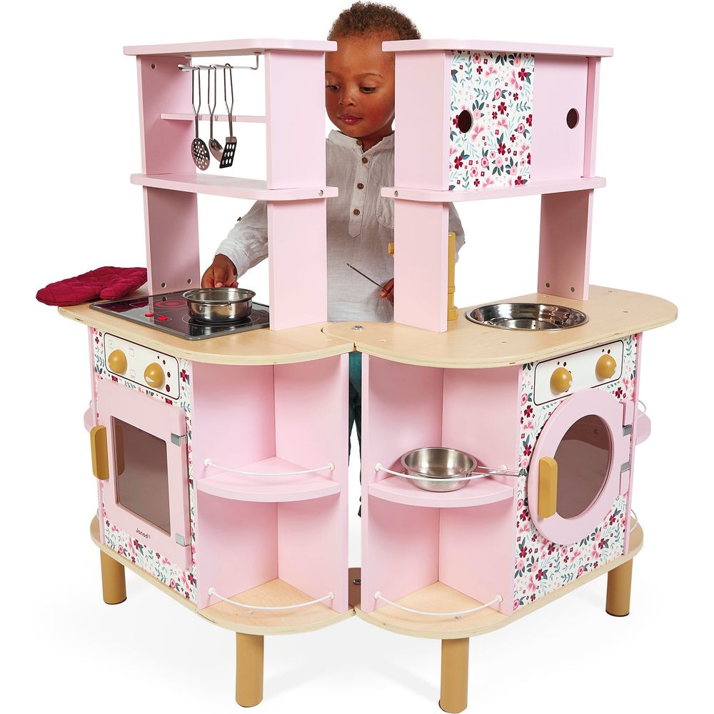 Twist Cooker Expanding Kitchen